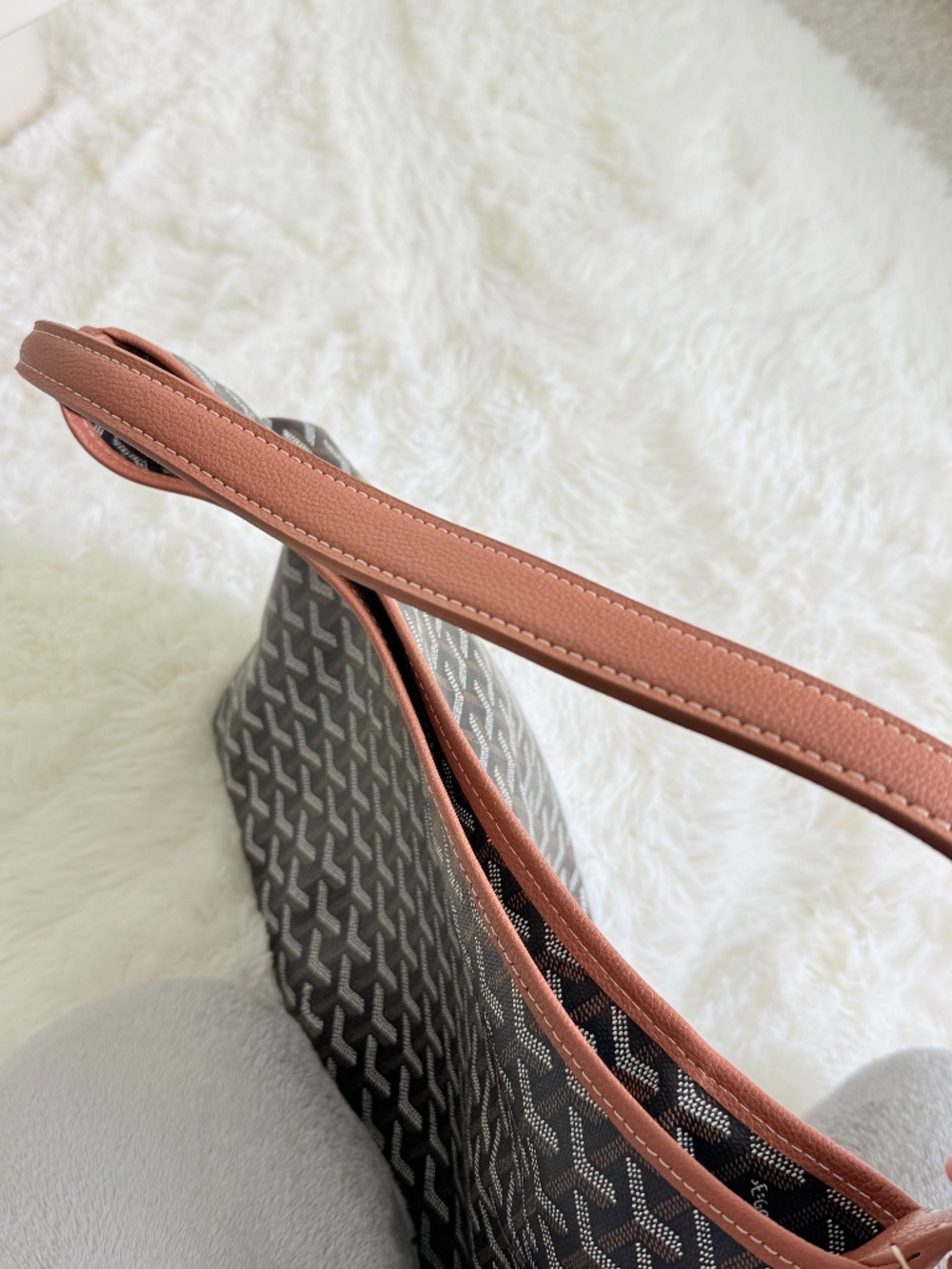 Boheme Hobo PM Bag - Brown Strap Luxury - Picture 2 of 16